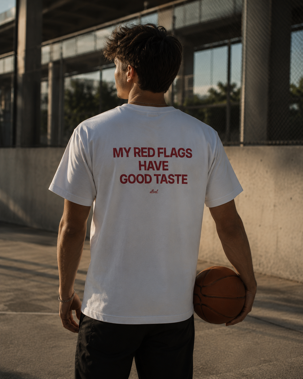 MY RED FLAGS HAVE GOOD TASTE - Heavy Cotton T-Shirt